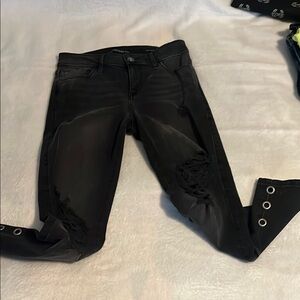 Guess Black Skinny Jeans with Distressed Details